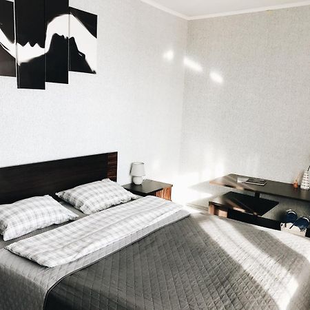 Prado 333 Appartement Kiev Buitenkant foto